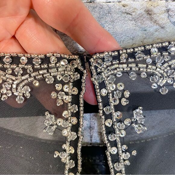 Elegant Black Asymmetrical Top Embellished Neckline Mother of the Bride Size 20 - Picture 6 of 7